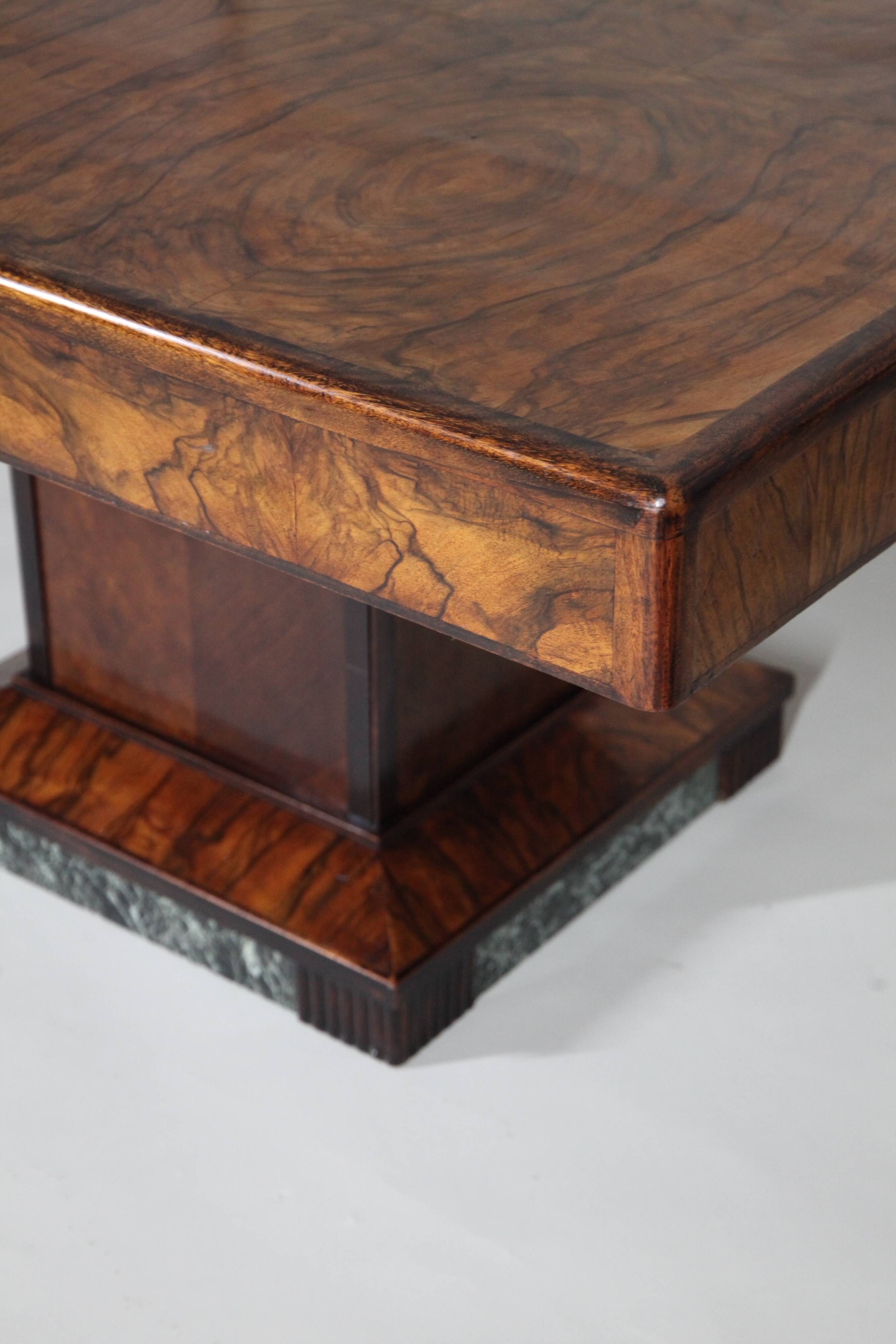 Art Deco Dining Table in Walnut Burl, 1930s