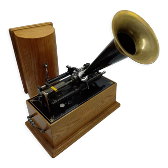Thomas Edison cylinder phonograph