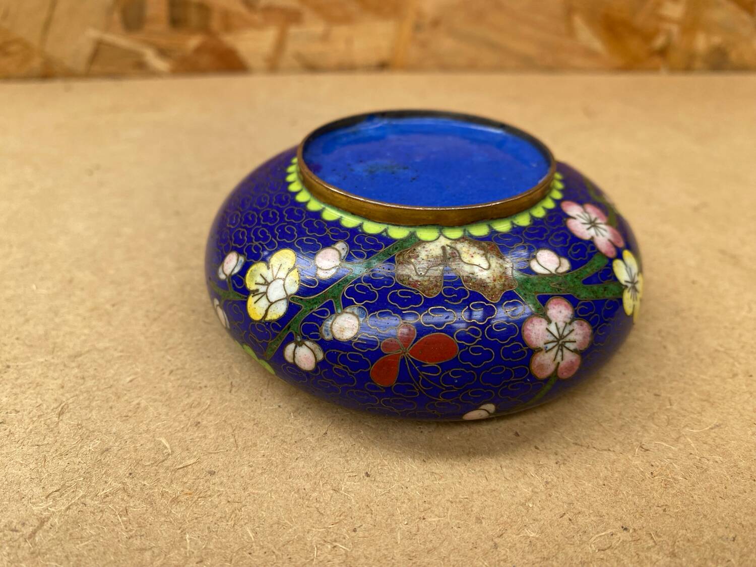 Antique Chinese Bronze Cloisonne Enamel Ashtray Vintage Flower Pattern