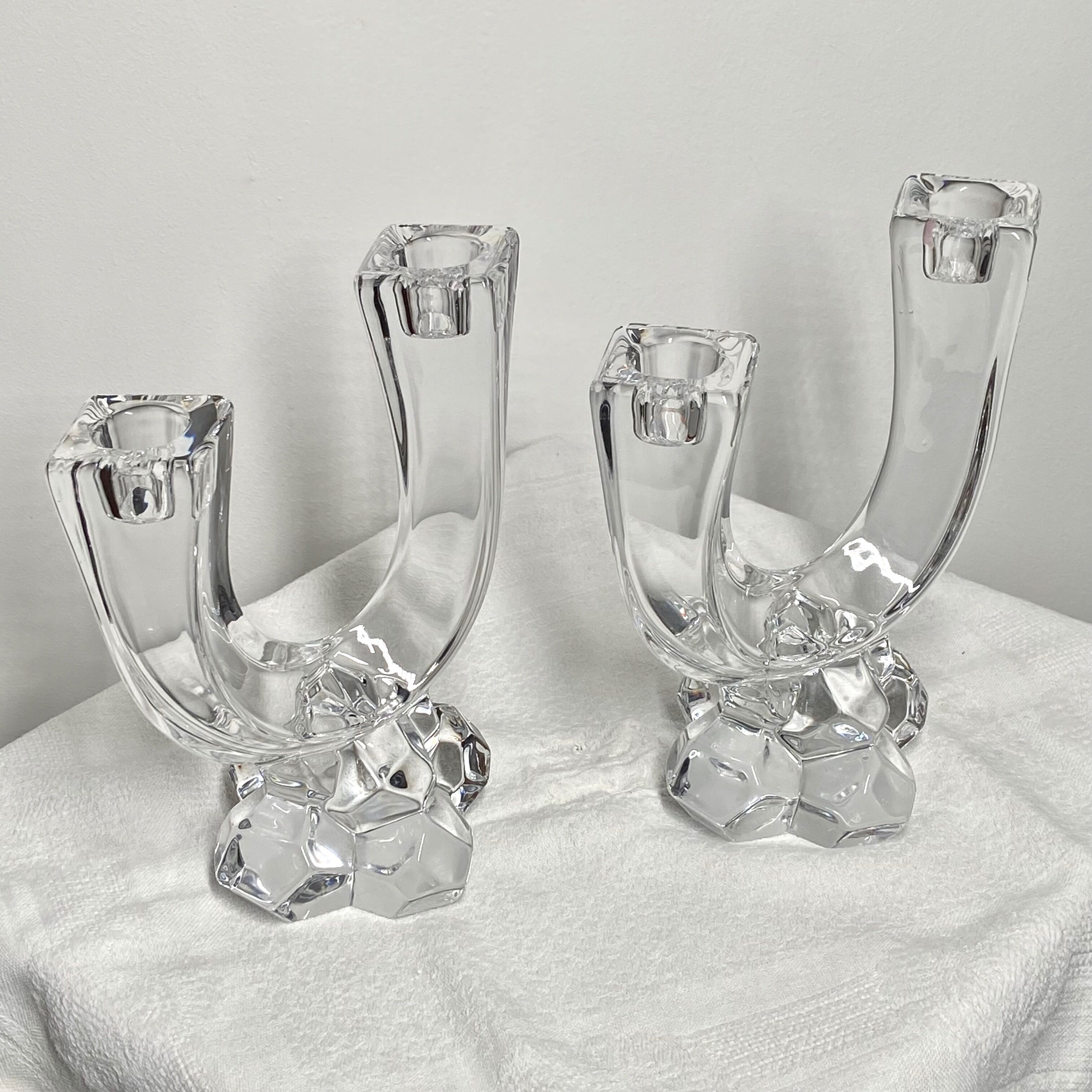 Pair of art deco crystal chandeliers, Cristallerie Vannes Le Chatel