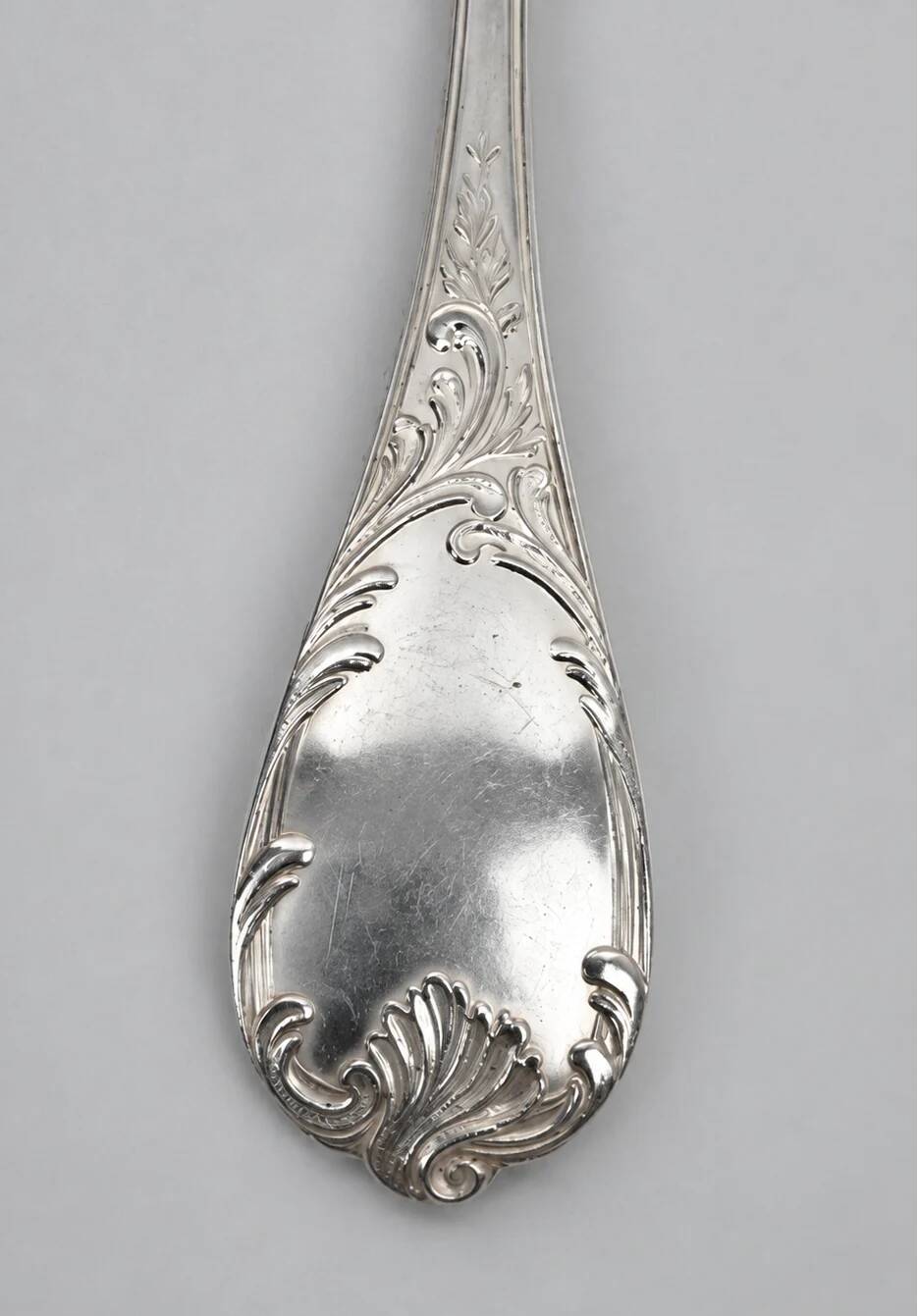 Twelve large Christofle Marly table spoons, silver-plated.