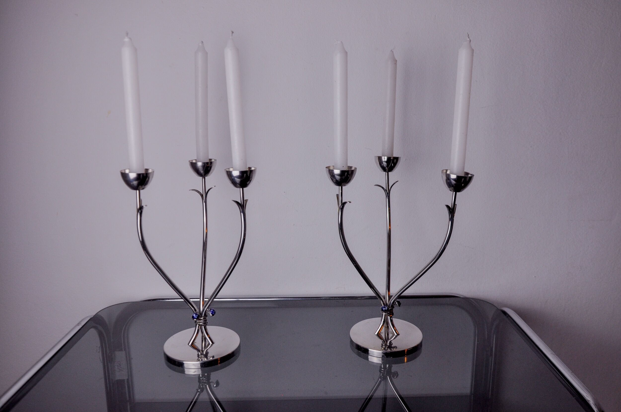 Pair of art deco candlesticks in stainless steel 3 flames and blue stones, Spain, 1970