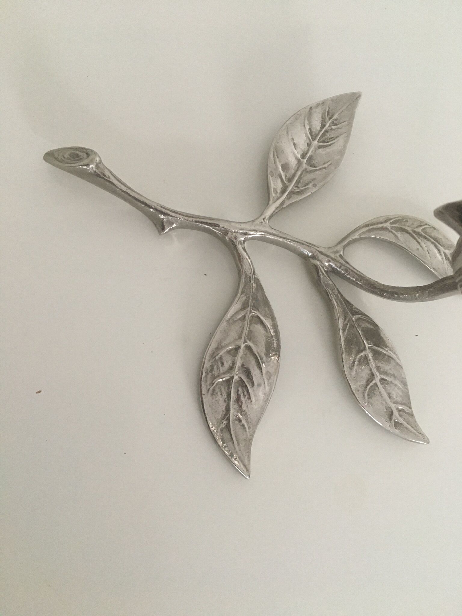 Flower ashtray on chrome stem with 5 removable ashtray petals