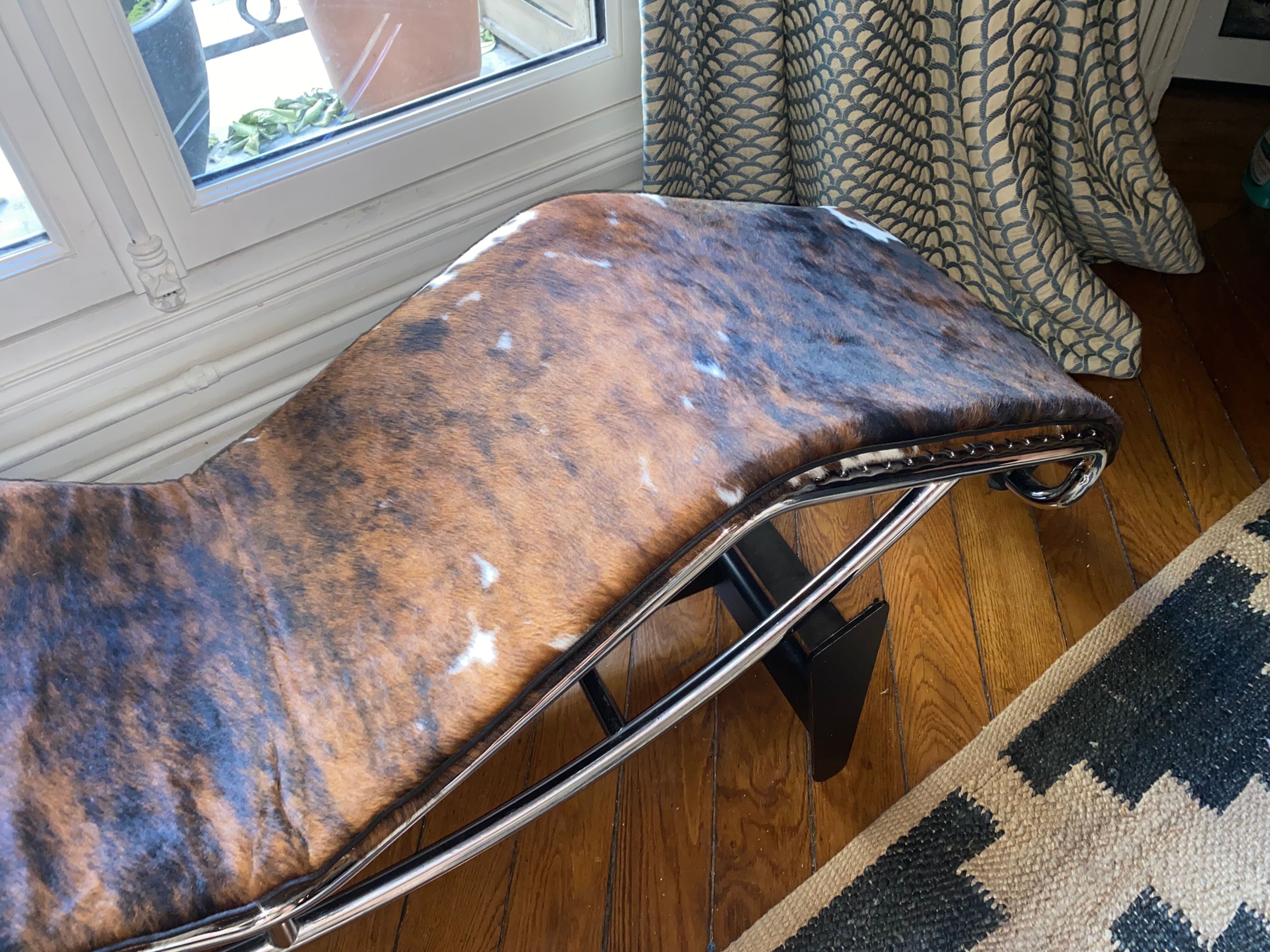 LC4 Le Corbusier armchair