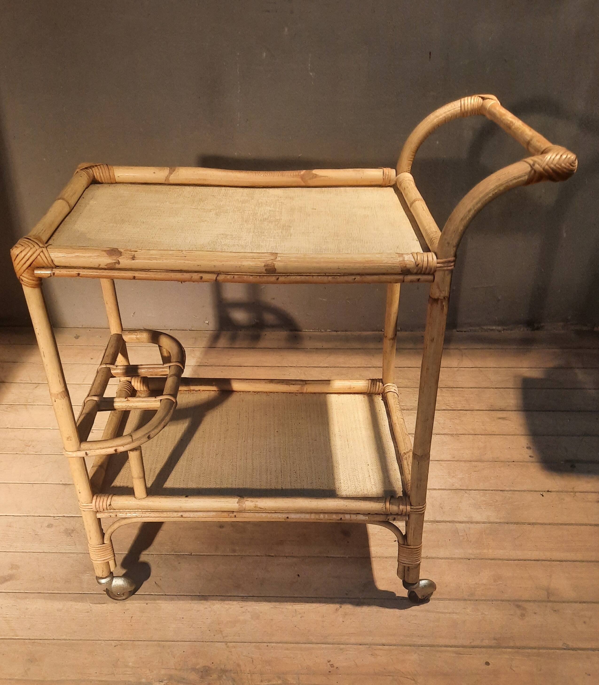 Table roulante en bambou des année 1950