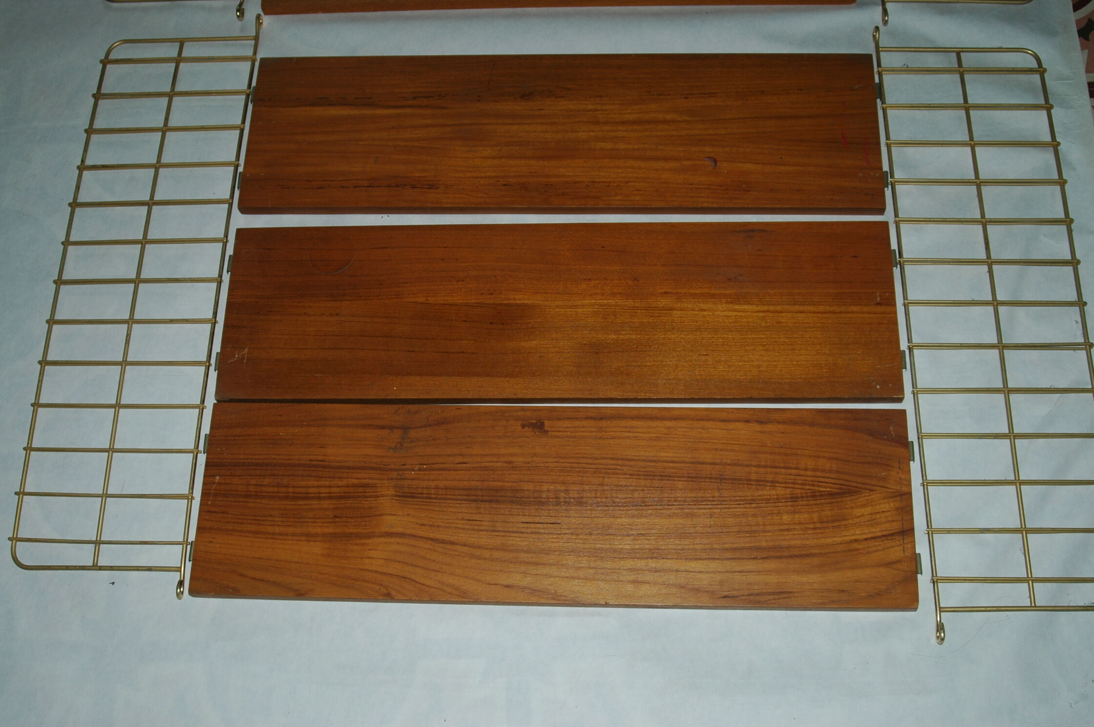 Pair of wooden metal shelves design 60