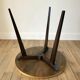 Table basse tripode en bois et marqueterie bicolore design scandinave 1950