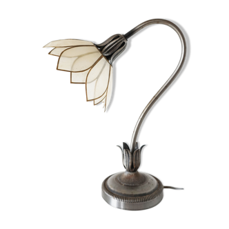 Metal flower lamp and ancient mother-of-pearl