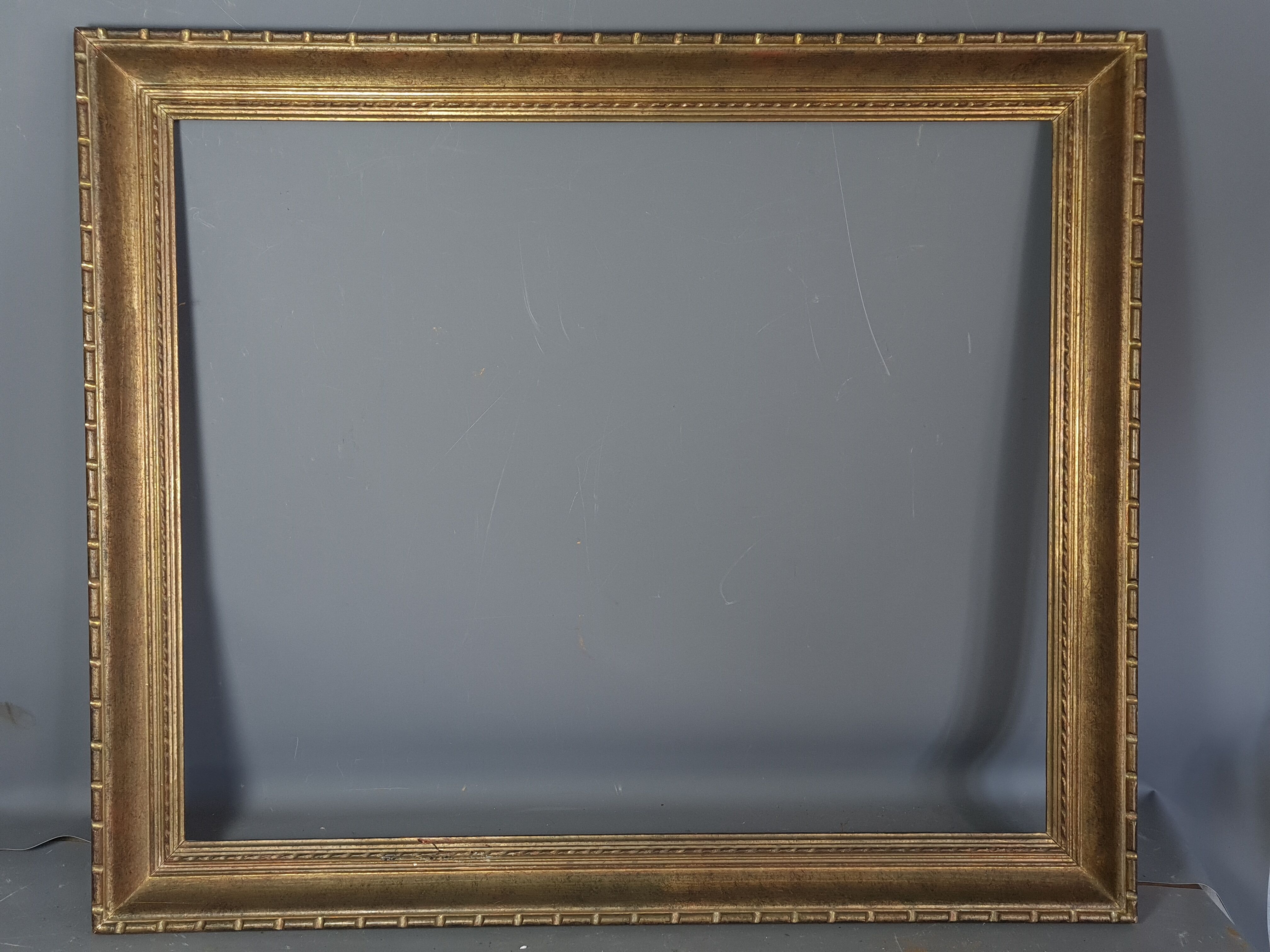 Frame 1930-1950 gilded wood gold leaf 80x68 cm foliage 70x58 cm SB