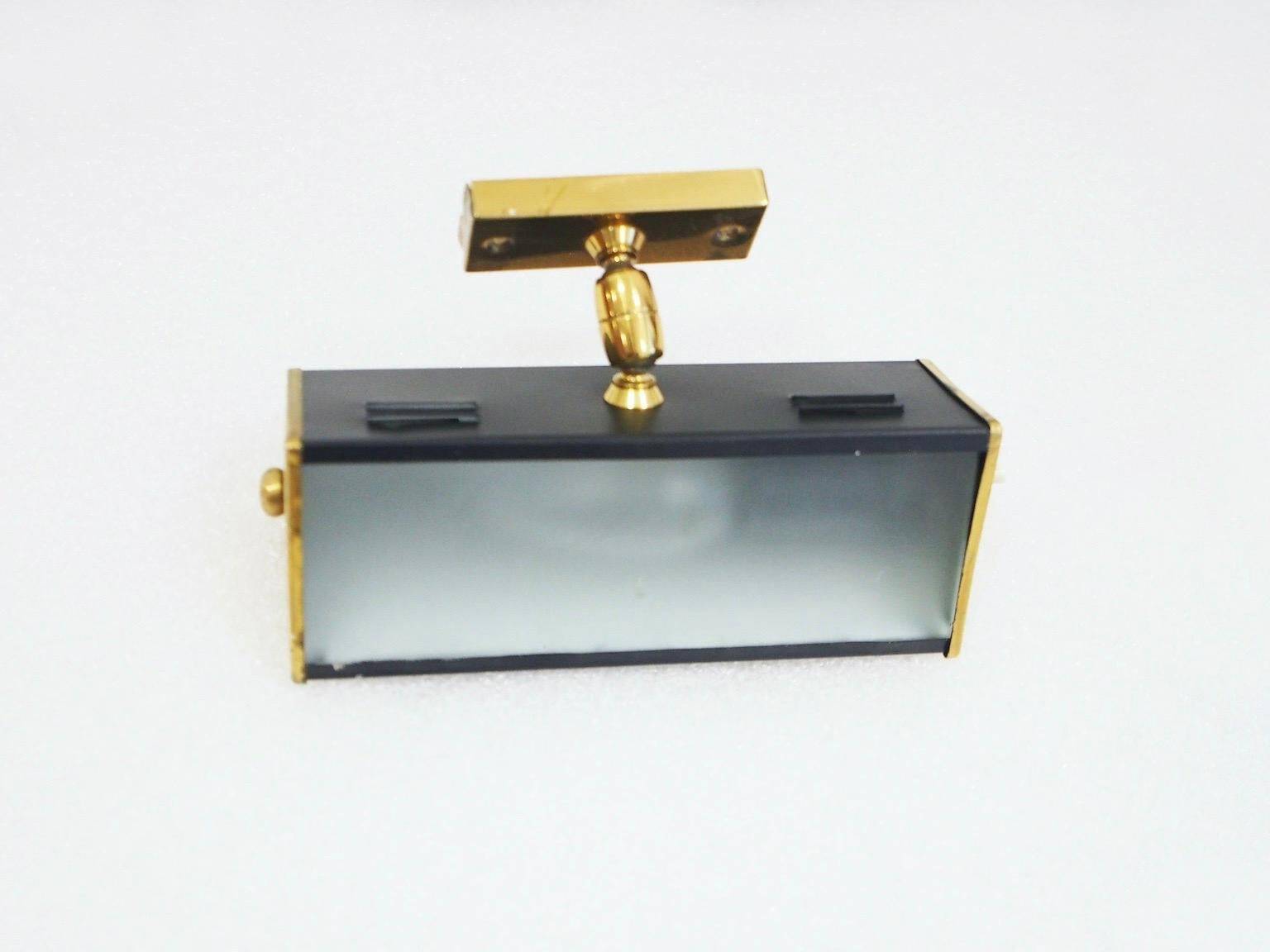 Six Italian wall sconces in brass and metal from the mid-20th century.