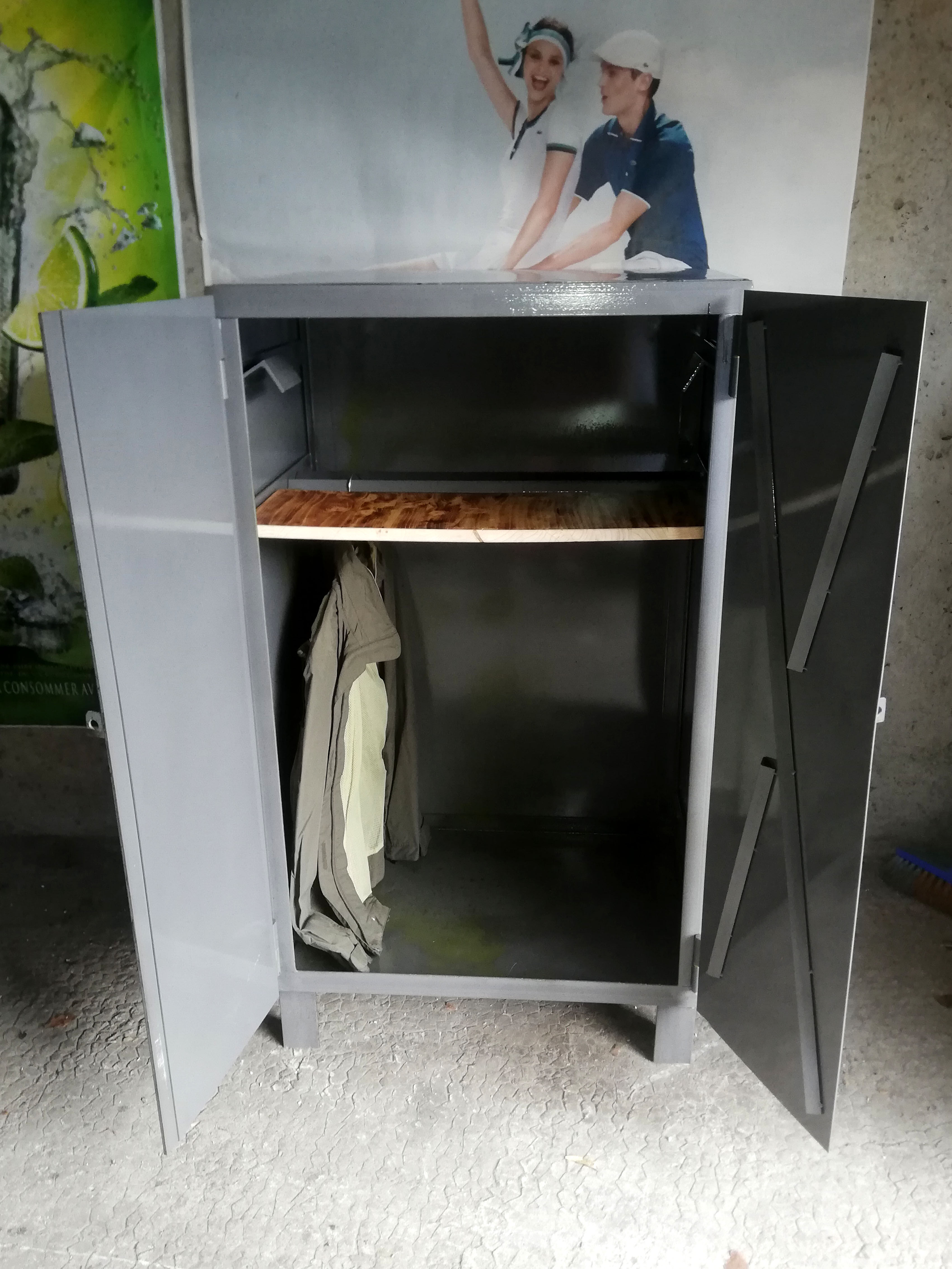 Industrial cabinet in varnished metal