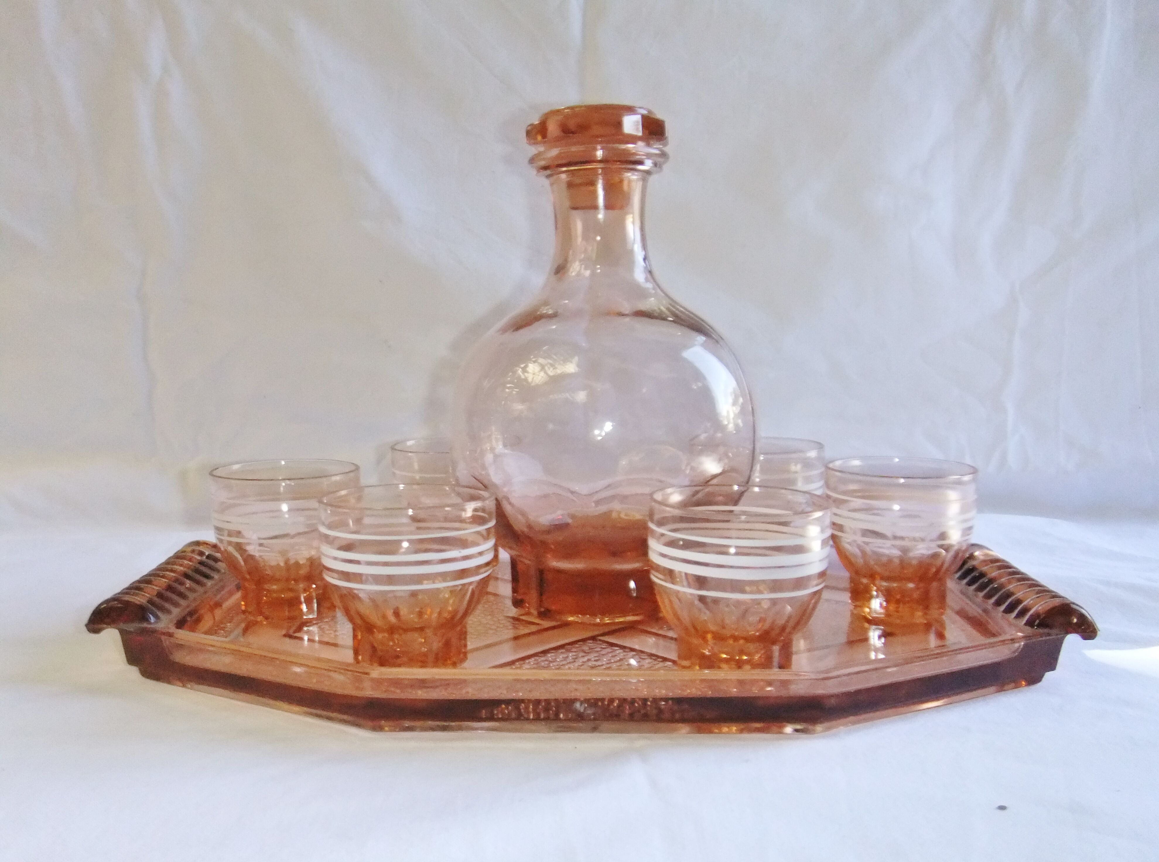 Art Deco liquor service in glass