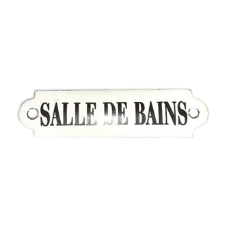 Enamelled plate
