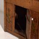 Meuble de cuisine ancien avec détails floraux (c.1920)