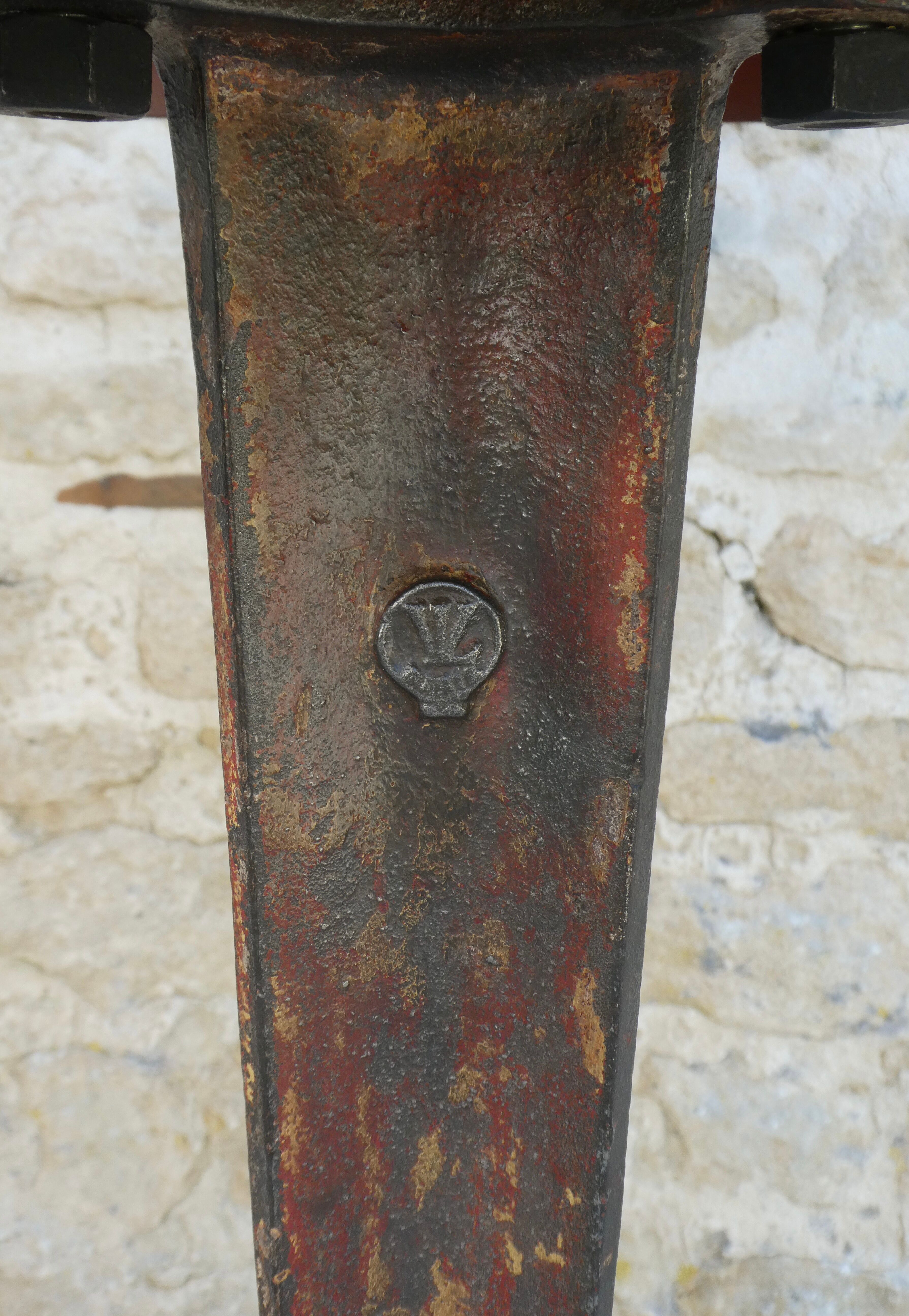 Table de bistrot louis vuitton paris, éditions rex, 1930