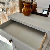 Parisian jam maker/hallway furniture