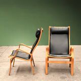 Pair of lounge chairs