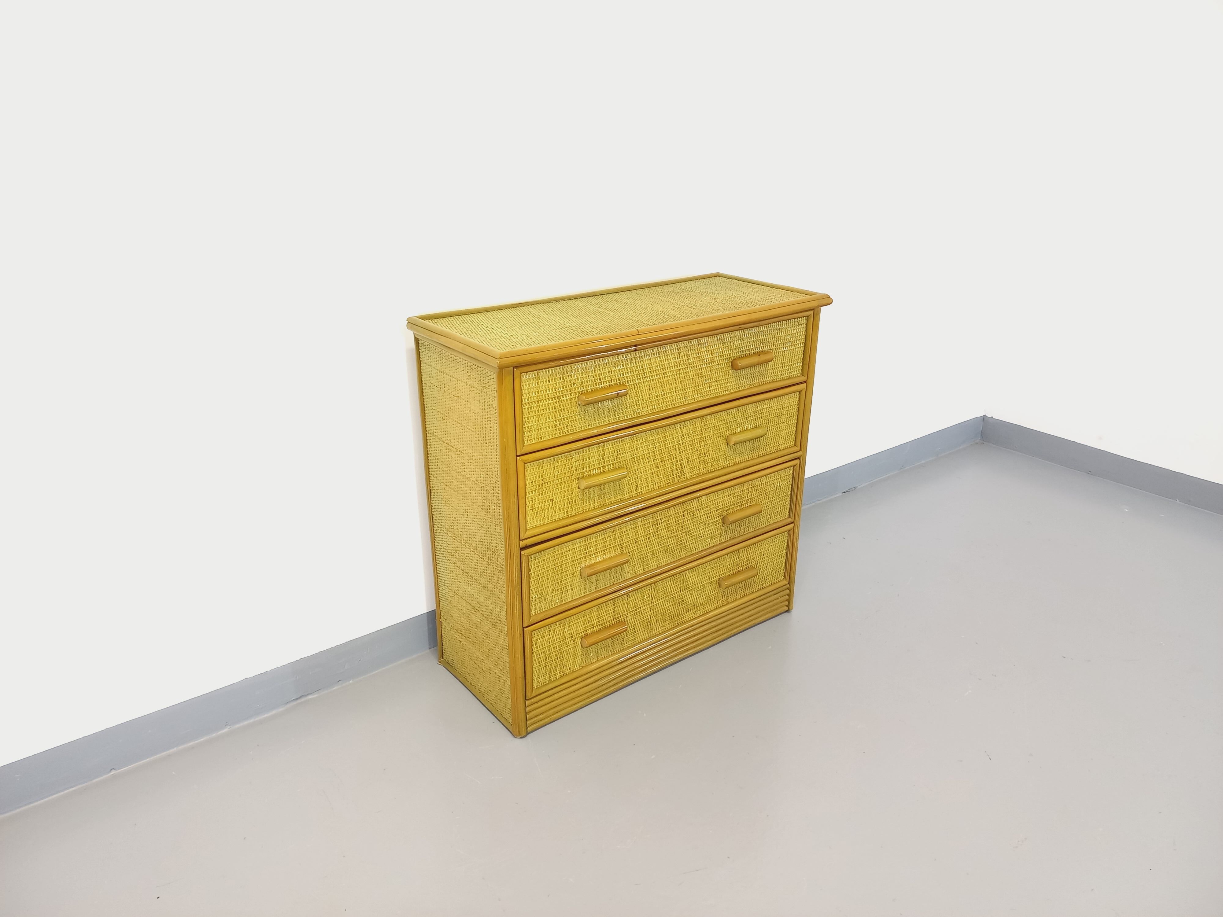 Vintage rattan and rattan chest of drawers from the 70s