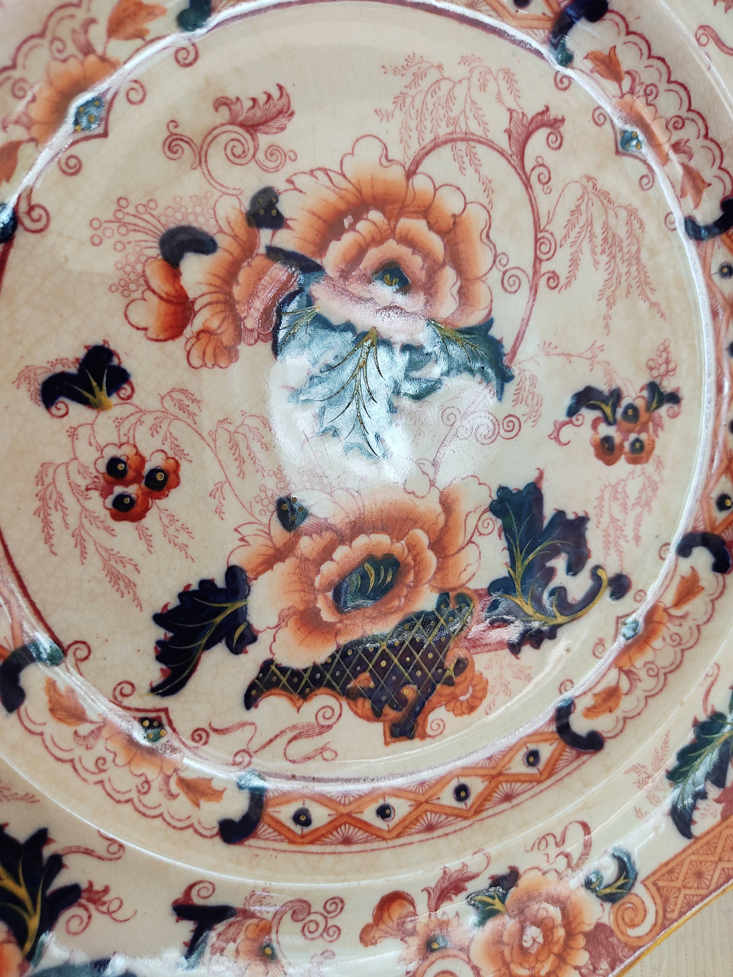 Flower plate Cauldon England 19th