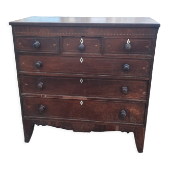 Chest of drawers