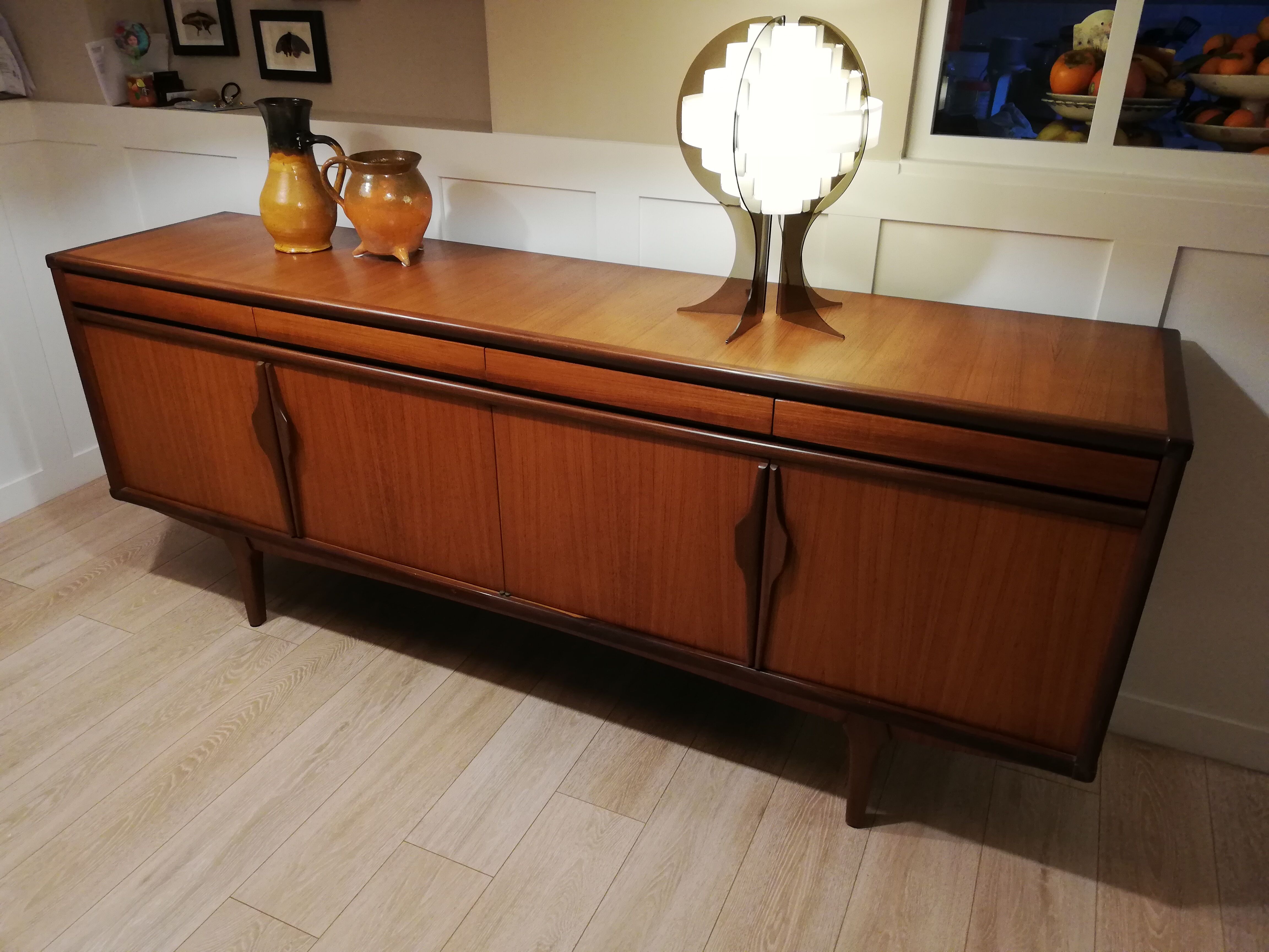 Scandinavian line in vintage teak