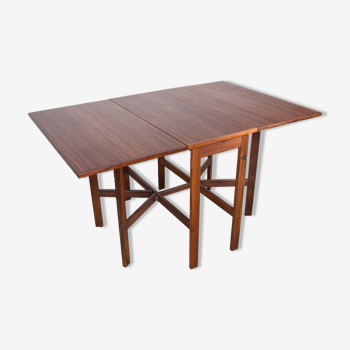 Danish foldable extendable Rosewood table, with 2 folding extensions 1960