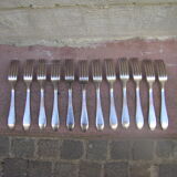 Coffret de douze fourchettes et douze cuillères. Orfèvre Argental.