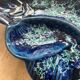 Plat en céramique en forme de poisson bleu
