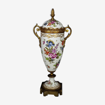 Vase porcelaine vieux Paris & bronze doré sur piédouche, XIXe siècle