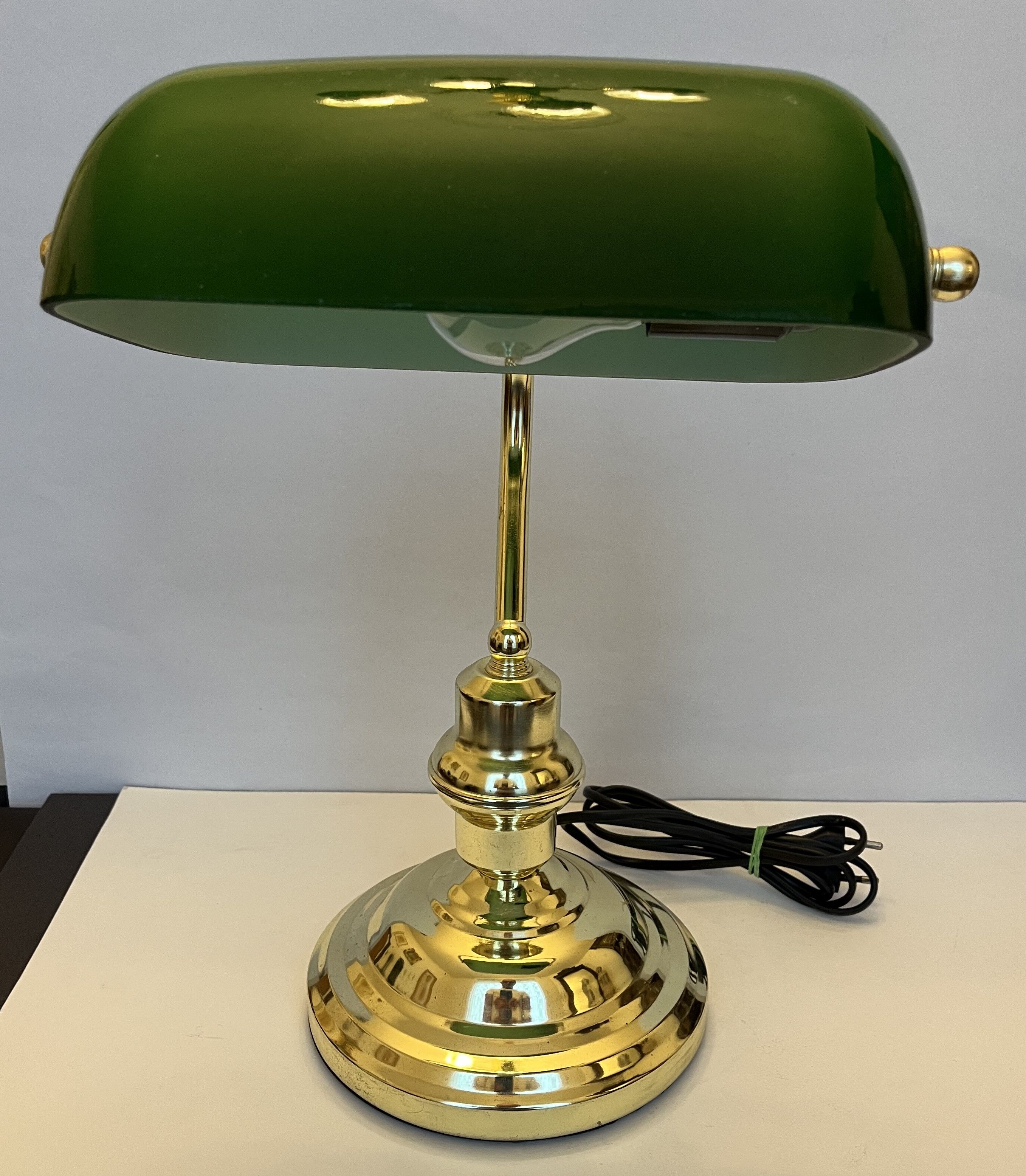 Banker's lamp