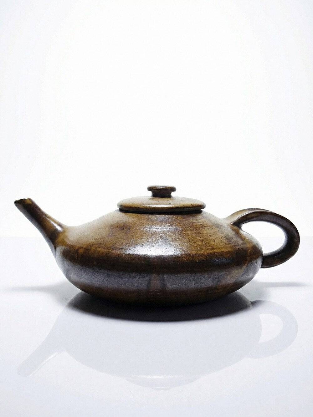 Vintage Japanese-style teapot from the 70s-90s, handmade brown stoneware signed Pichon.