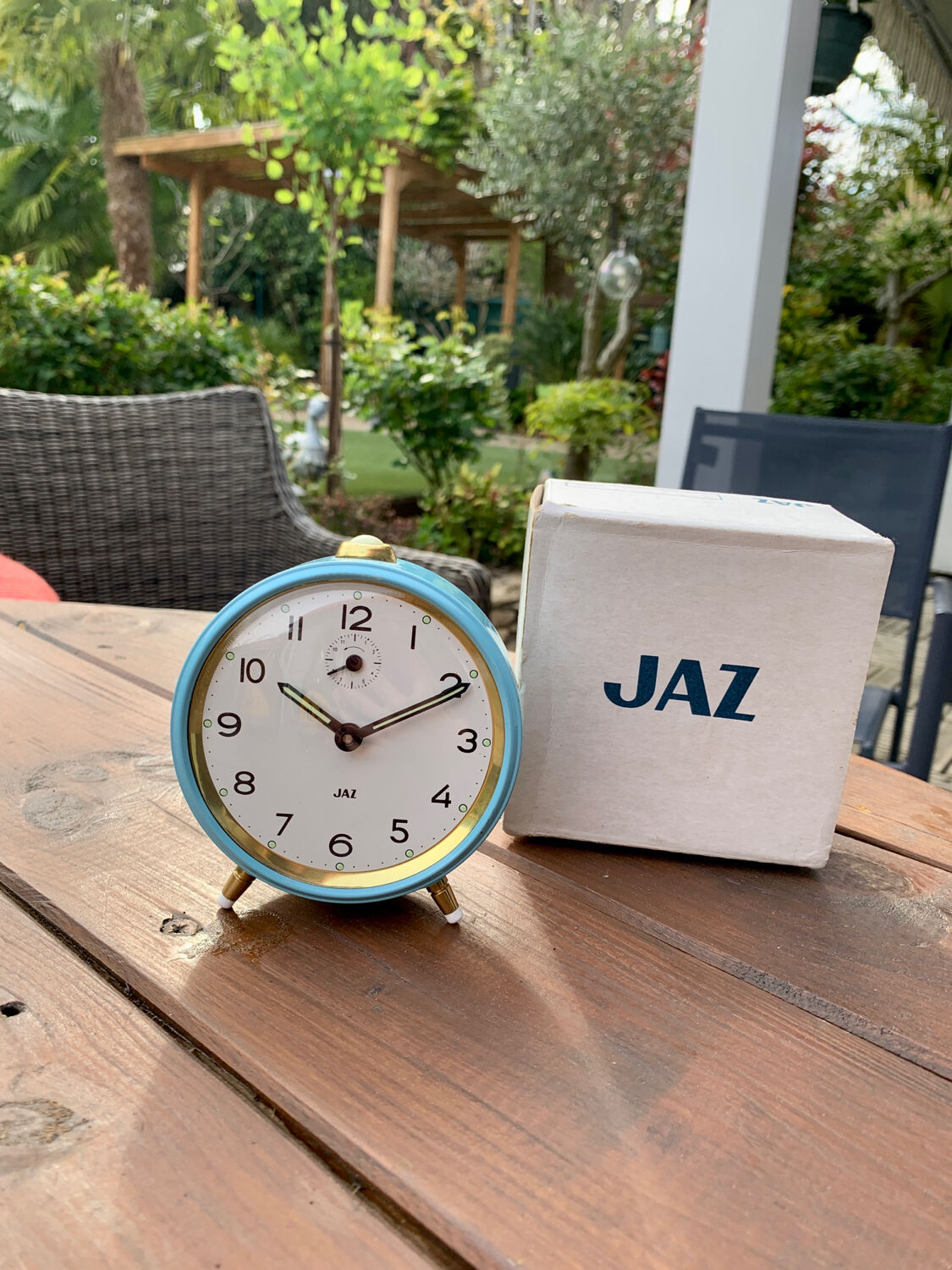 Vintage mechanical alarm clock sky blue Jaz