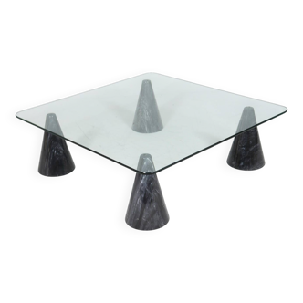 Massimo/Lella Vignelli. In the style of. Coffee table, marble, Italy, 1980s.