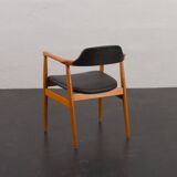 Chaise en teck massif et tissu vinyle noir dans le style d'Erik Kirkegaard, Danemark, années 1950