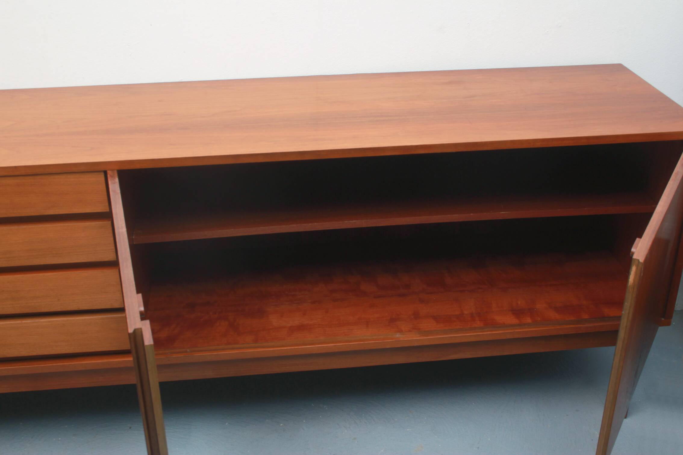 1960s sideboard in walnut XL