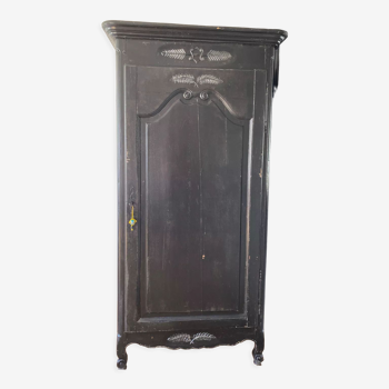 Armoire bonnetière en chêne