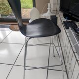 Bar stool series 7 by Arne Jacobsen, Fritz Hansen