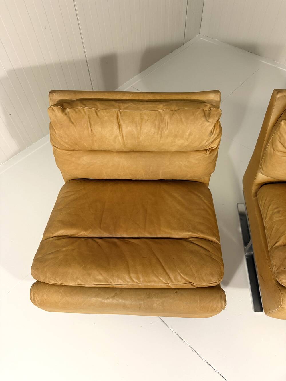Special lounge chairs chrome & leather 1960’s