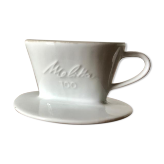 Filtre à café Mélitta modèle 100 en porcelaine blanche