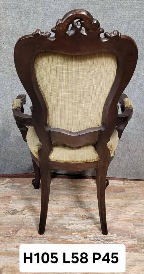 Louis XV style curved desk chair in carved mahogany circa 1850