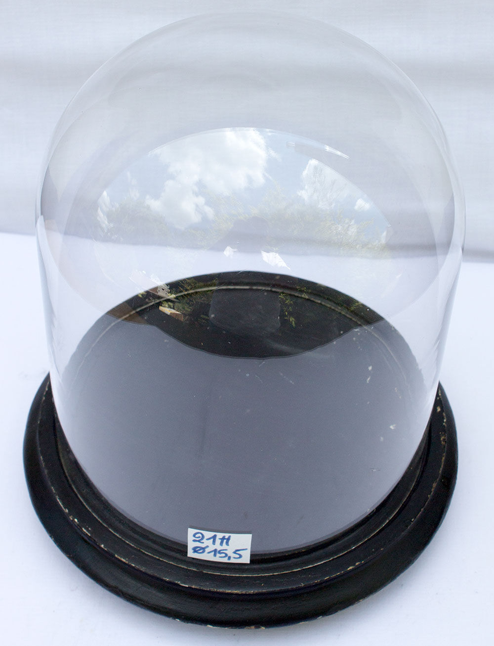 Old round glass globe 21 x 15.5 cm