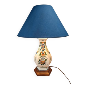 Lampe en faïence peinte