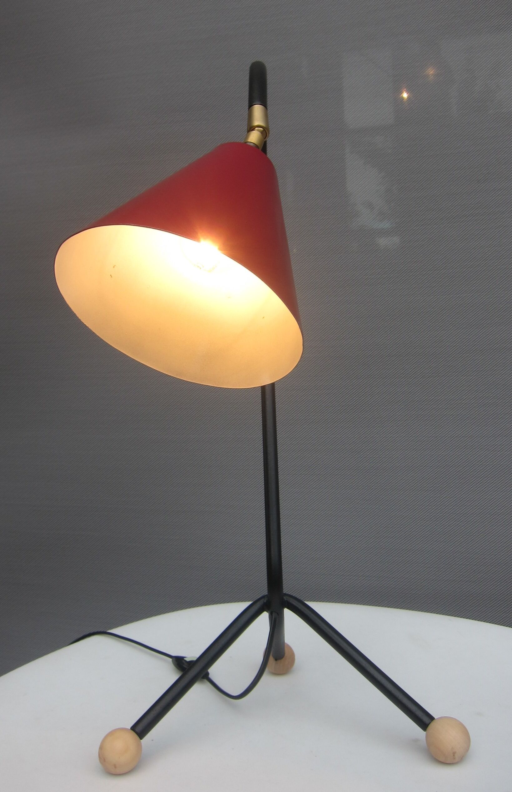 Tripod bedside lamp red Sputnik