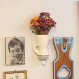 Bouquetière murale de Roger Capron