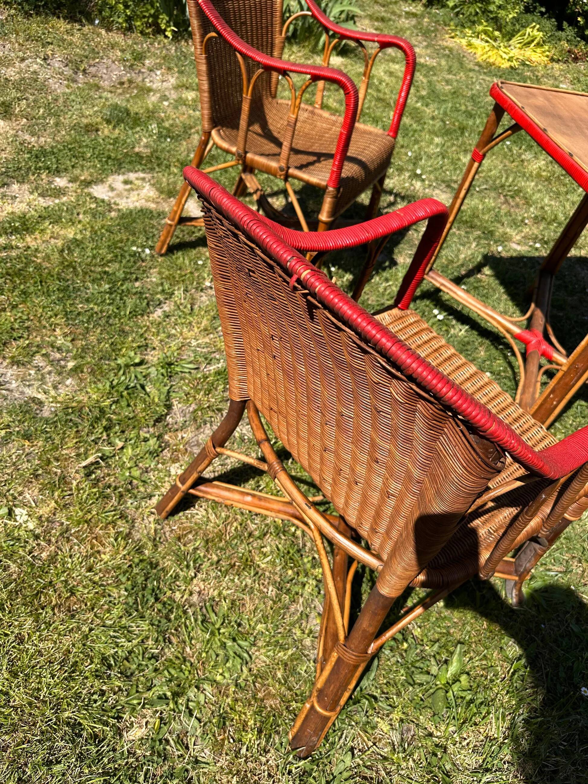 Salon de jardin en rotin vintage
