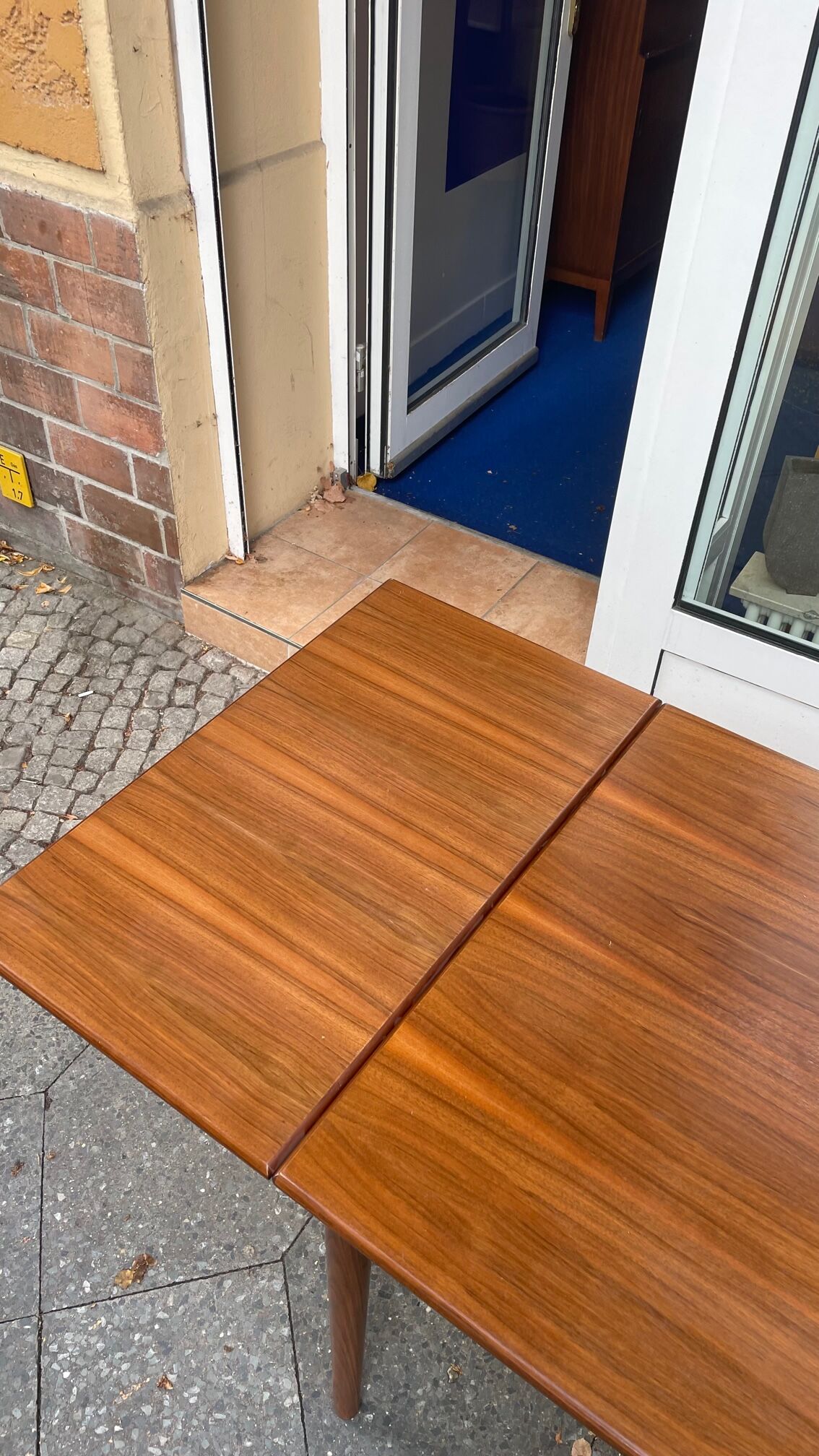 Vintage dining table from the 60s in extendable teak