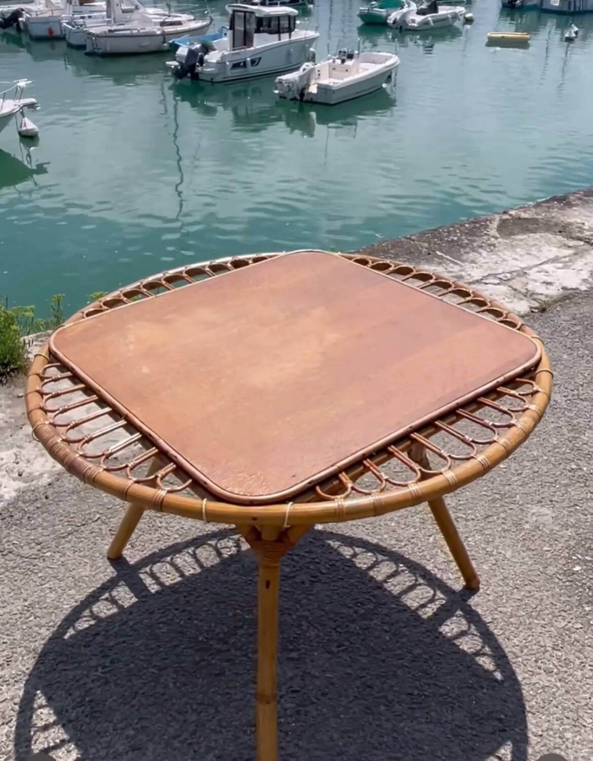 Rattan trampoline coffee table. French work. Circa 1950/60