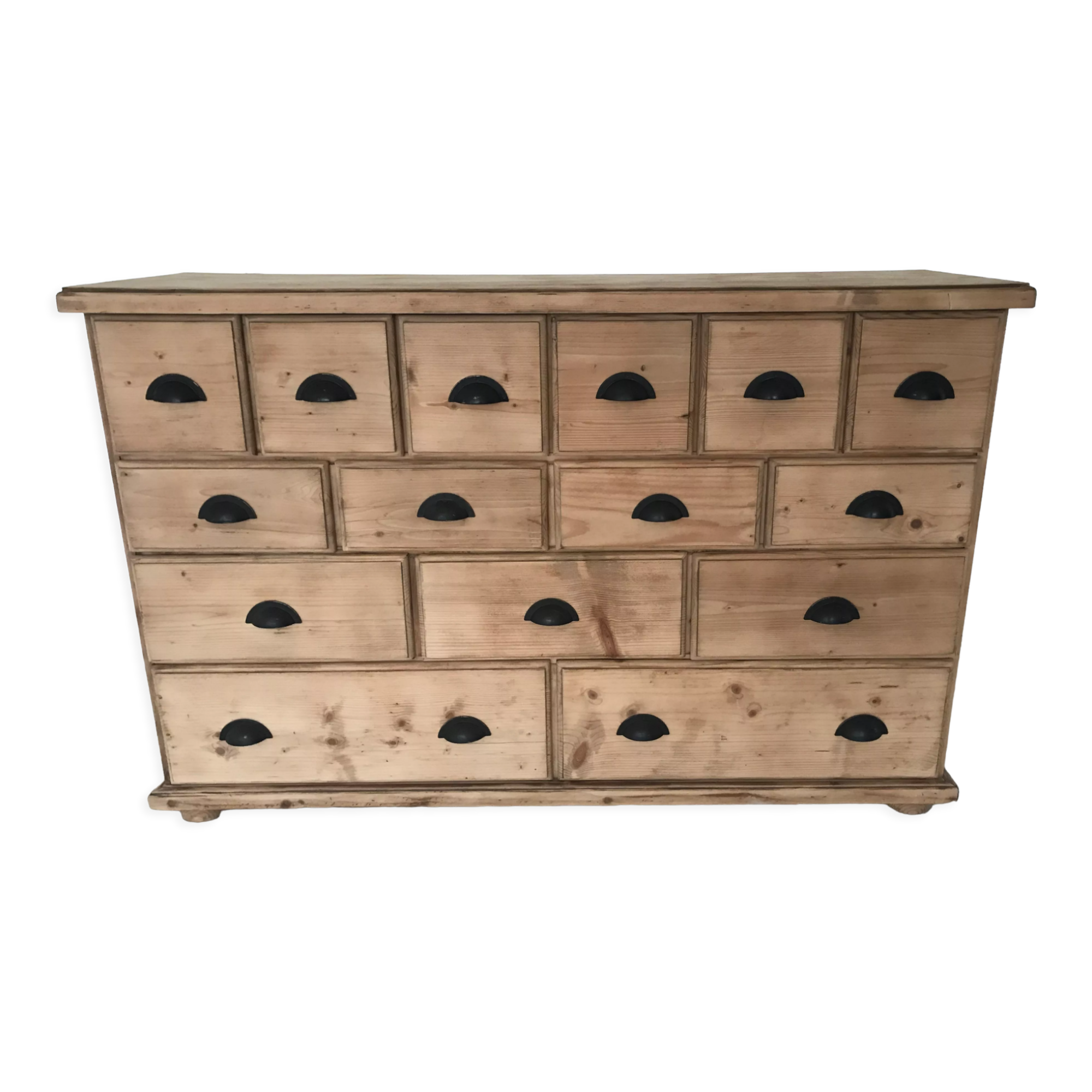Trades cabinet 18 drawers