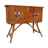Rattan bar