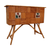 Rattan bar